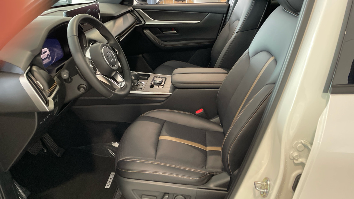 MAZDA CX60