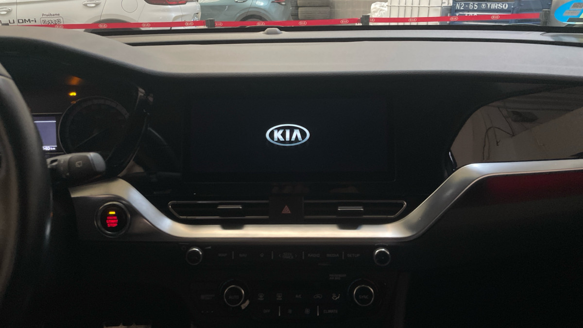 KIA NIRO