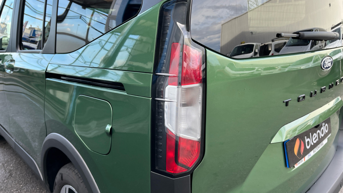 FORD TOURNEO COURIER
