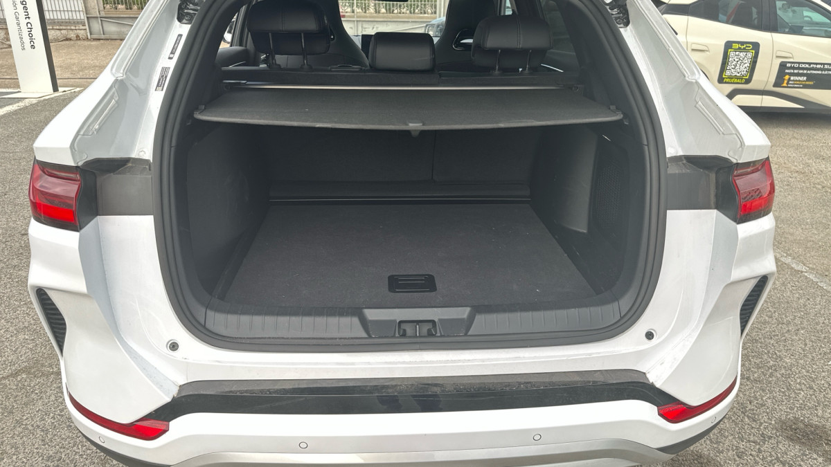 BYD SEAL 6 DM-i