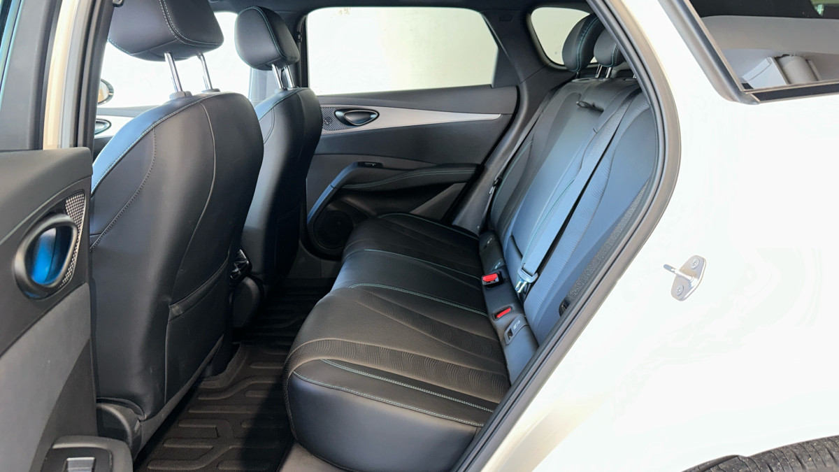 BYD SEAL 6 DM-i