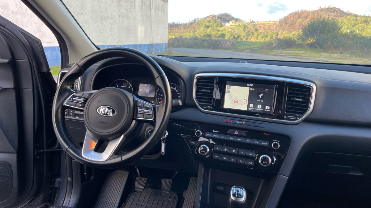 KIA SPORTAGE