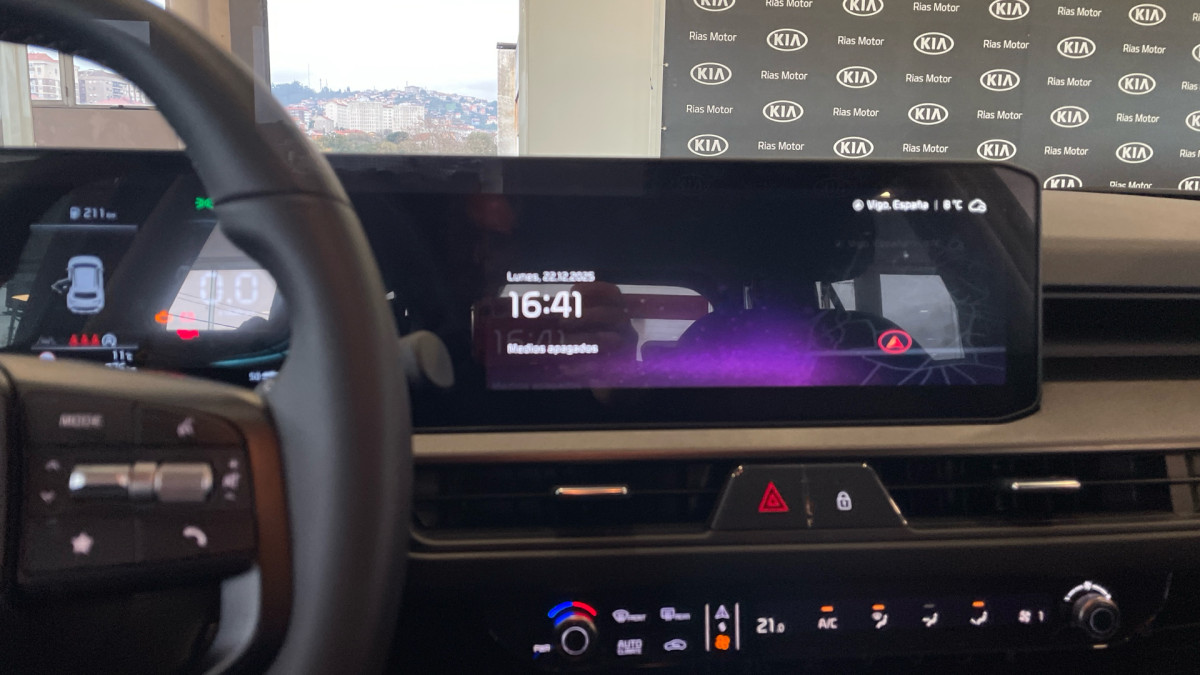 KIA STONIC