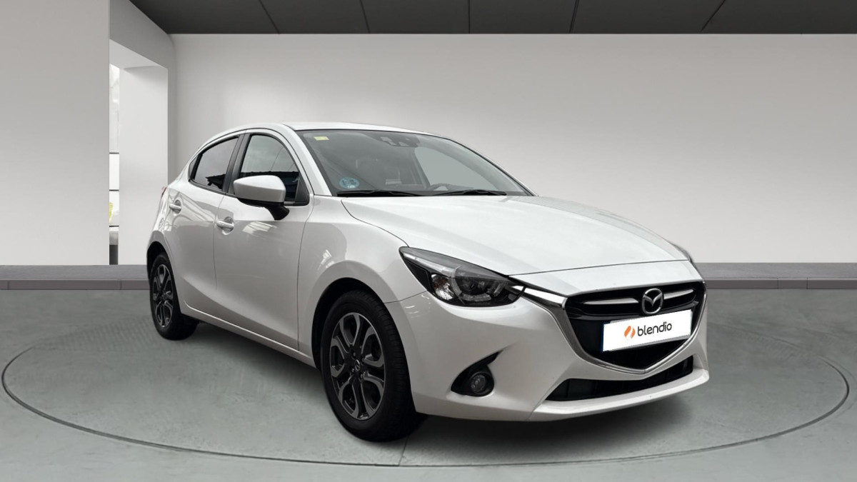 MAZDA 2