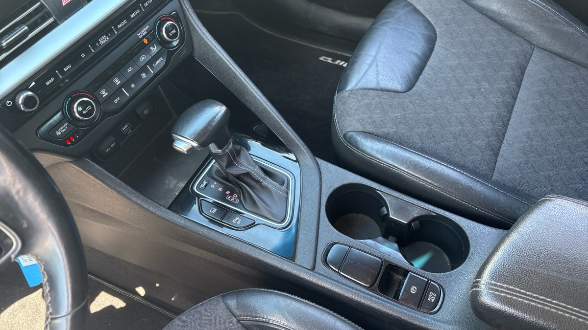 KIA NIRO