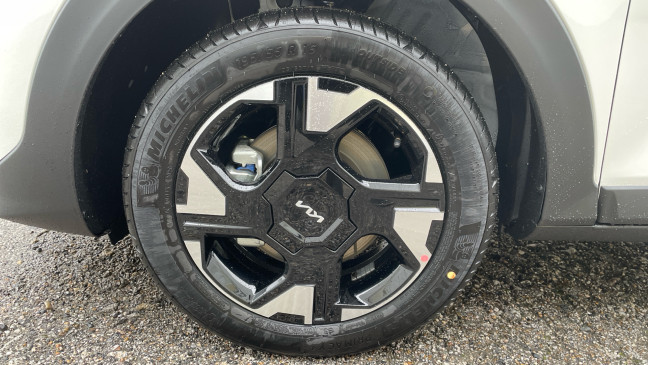 KIA STONIC