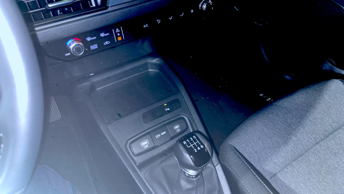 KIA STONIC