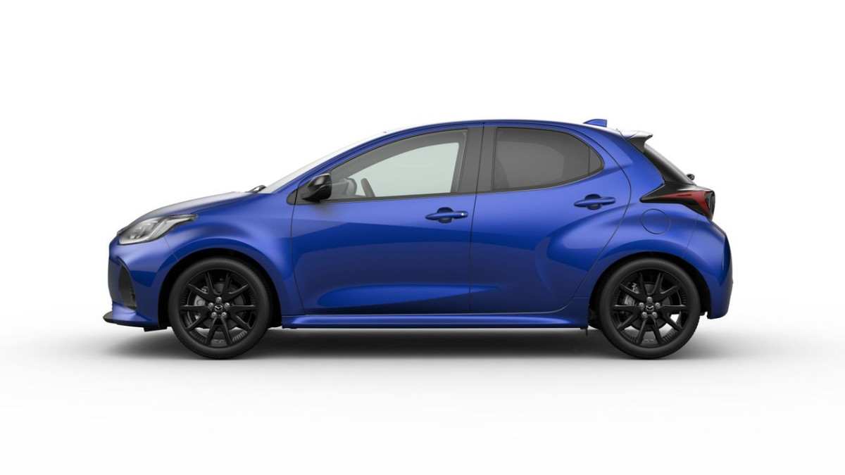 MAZDA 2