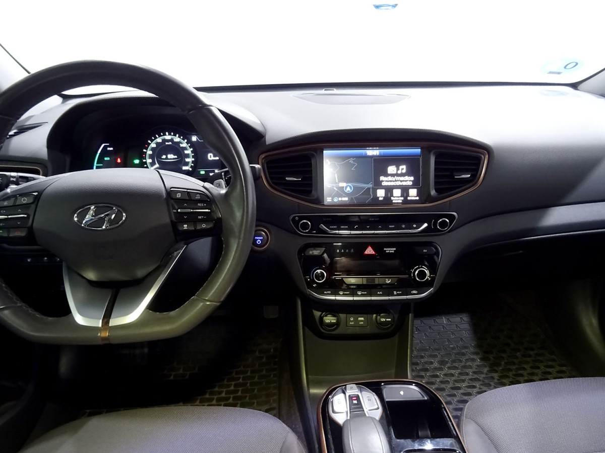 HYUNDAI IONIQ