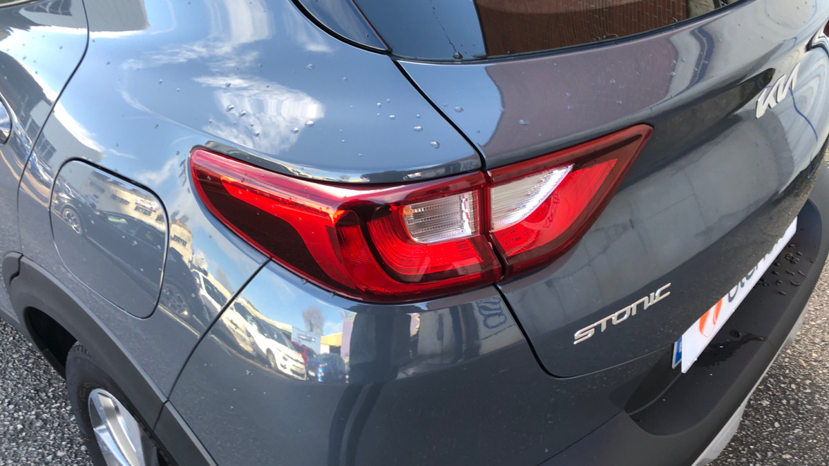 KIA STONIC