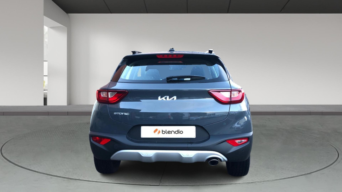 KIA STONIC