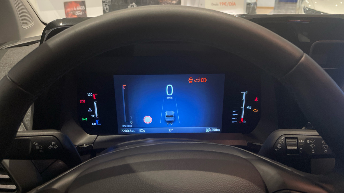 FORD TOURNEO COURIER