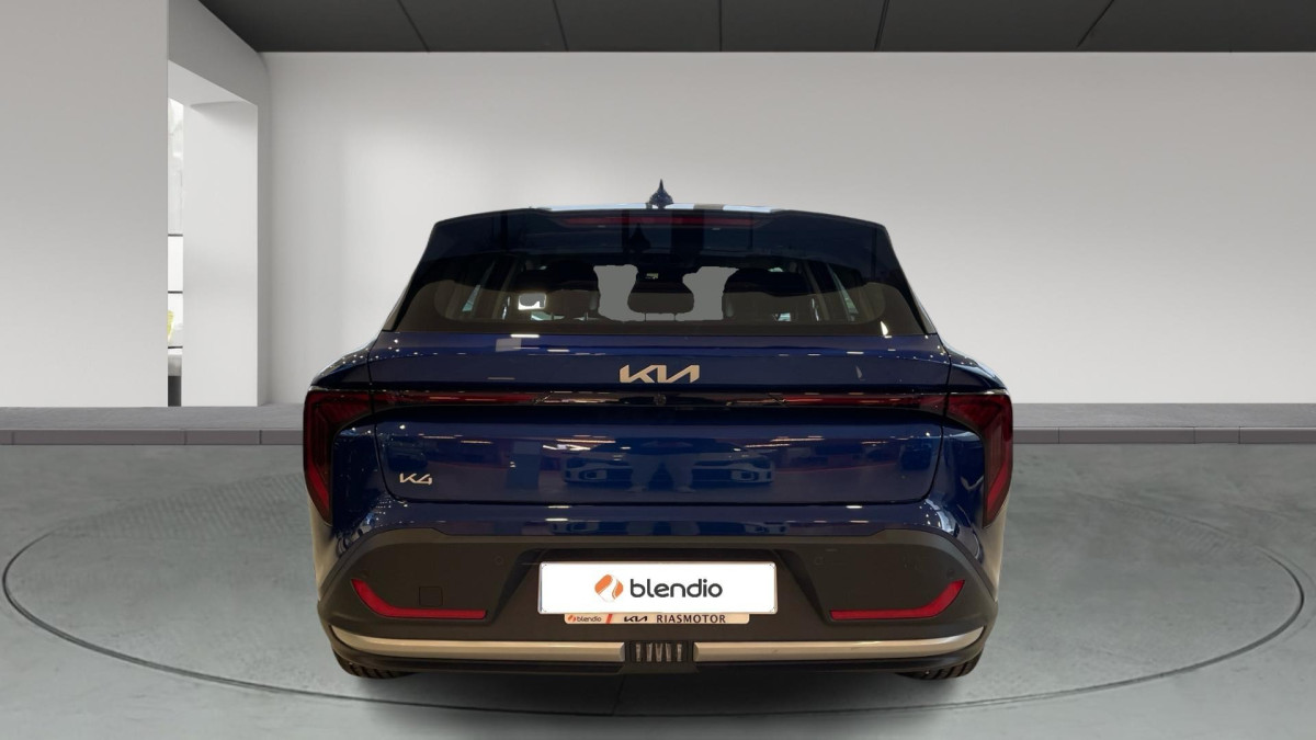 KIA K4