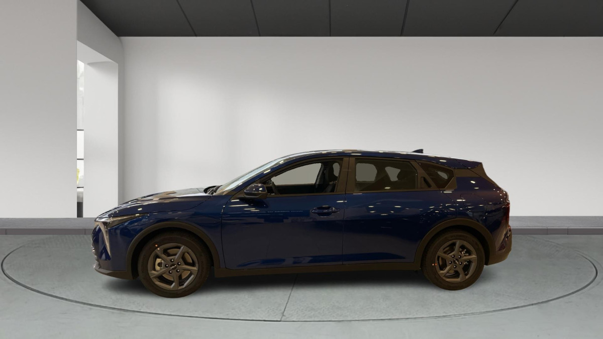 KIA K4