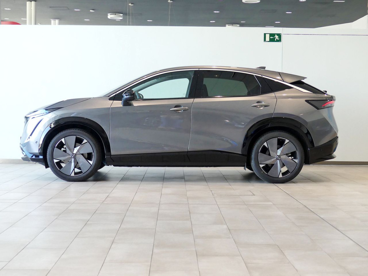 NISSAN Ariya