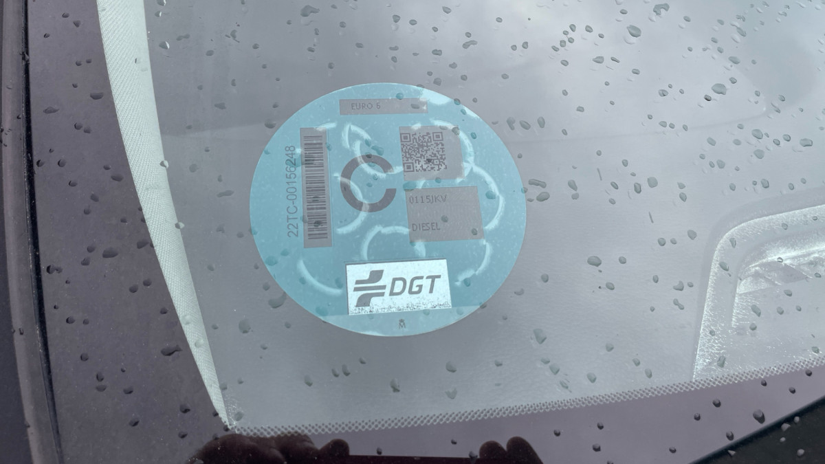 HYUNDAI GRAND SANTA FE