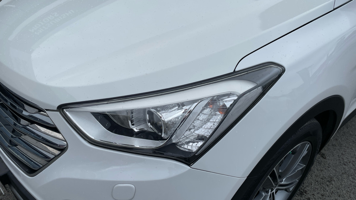 HYUNDAI GRAND SANTA FE