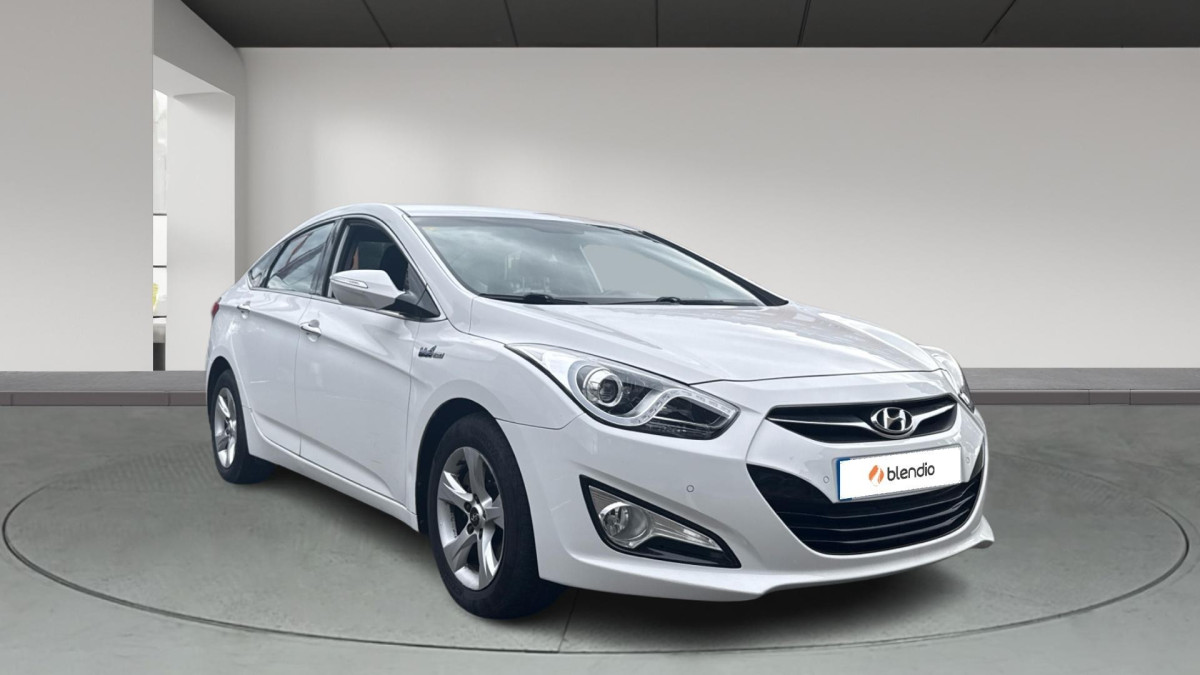 HYUNDAI I40