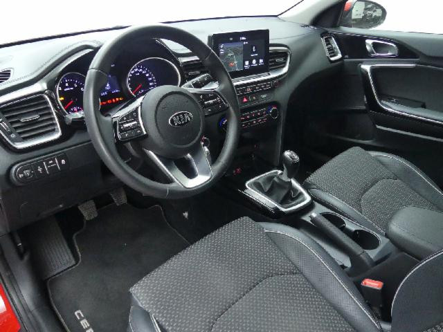 KIA CEEŽD