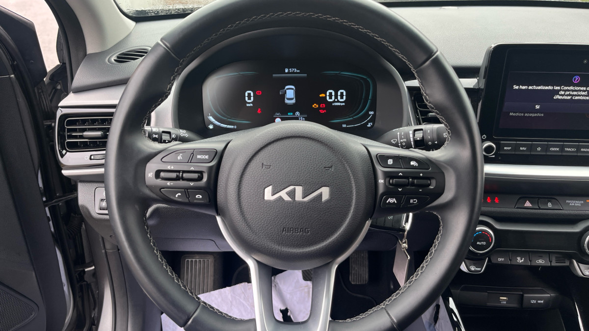 KIA STONIC