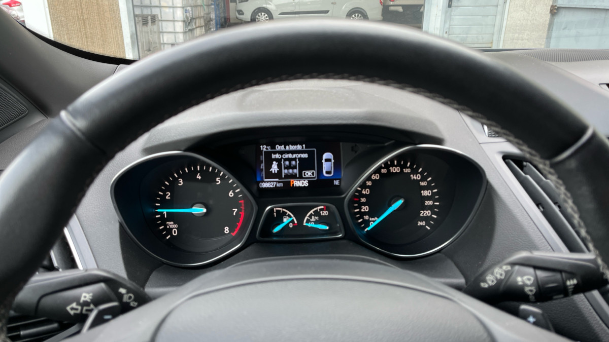 FORD KUGA