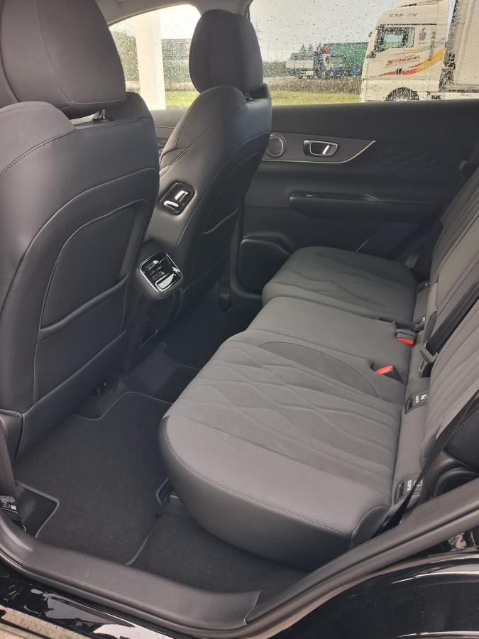 EBRO S800 PHEV