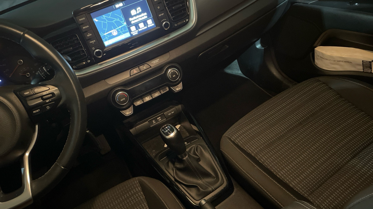 KIA STONIC