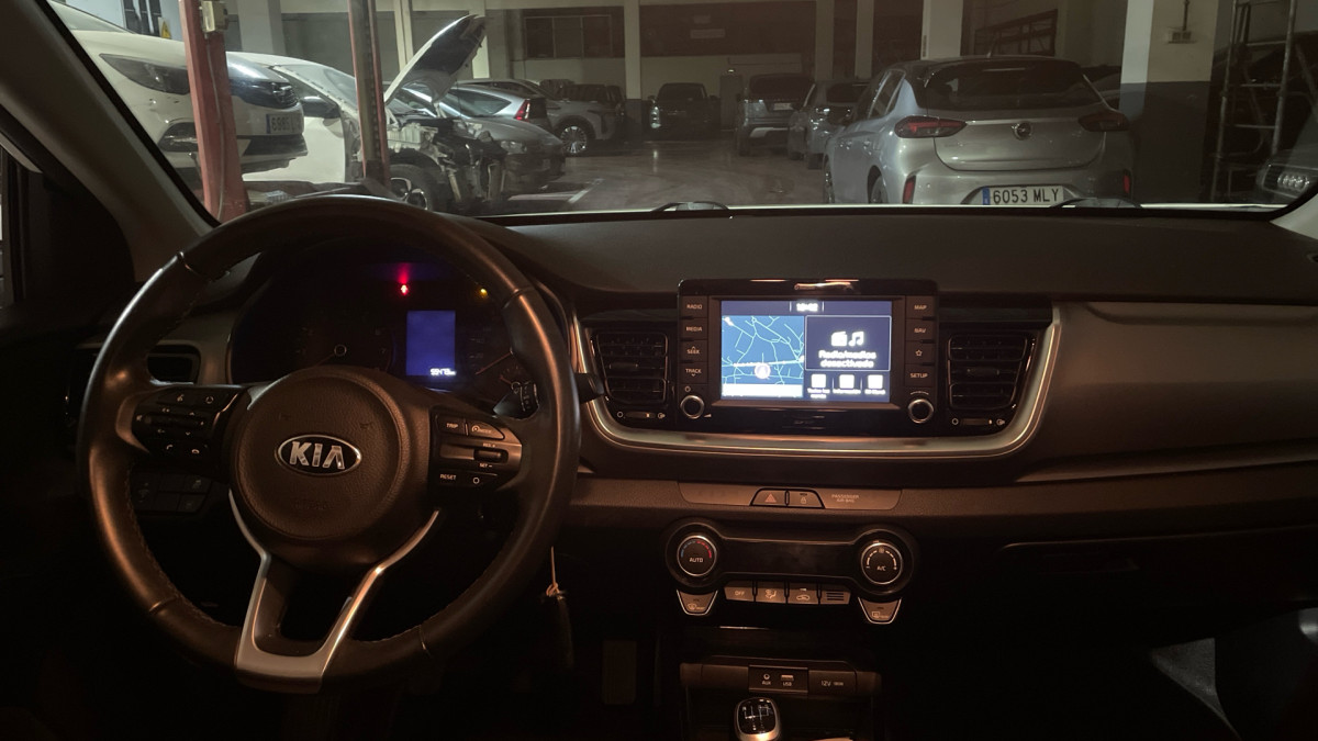 KIA STONIC
