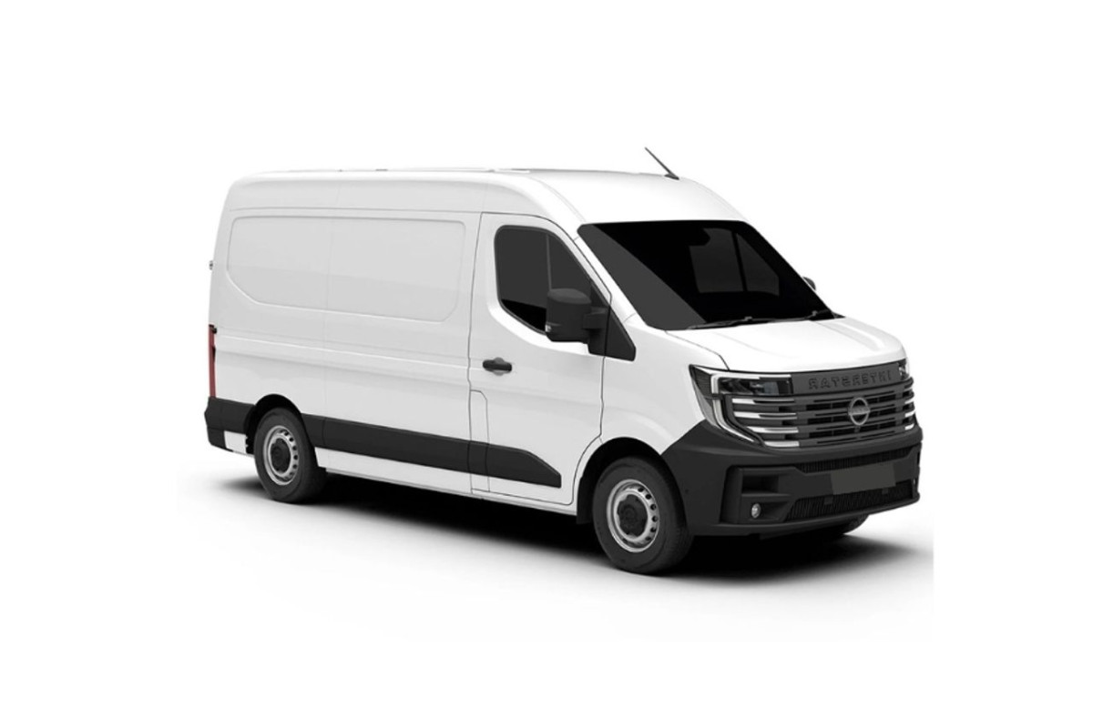 NISSAN Interstar