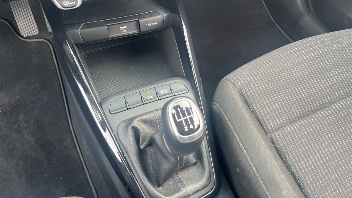 KIA STONIC