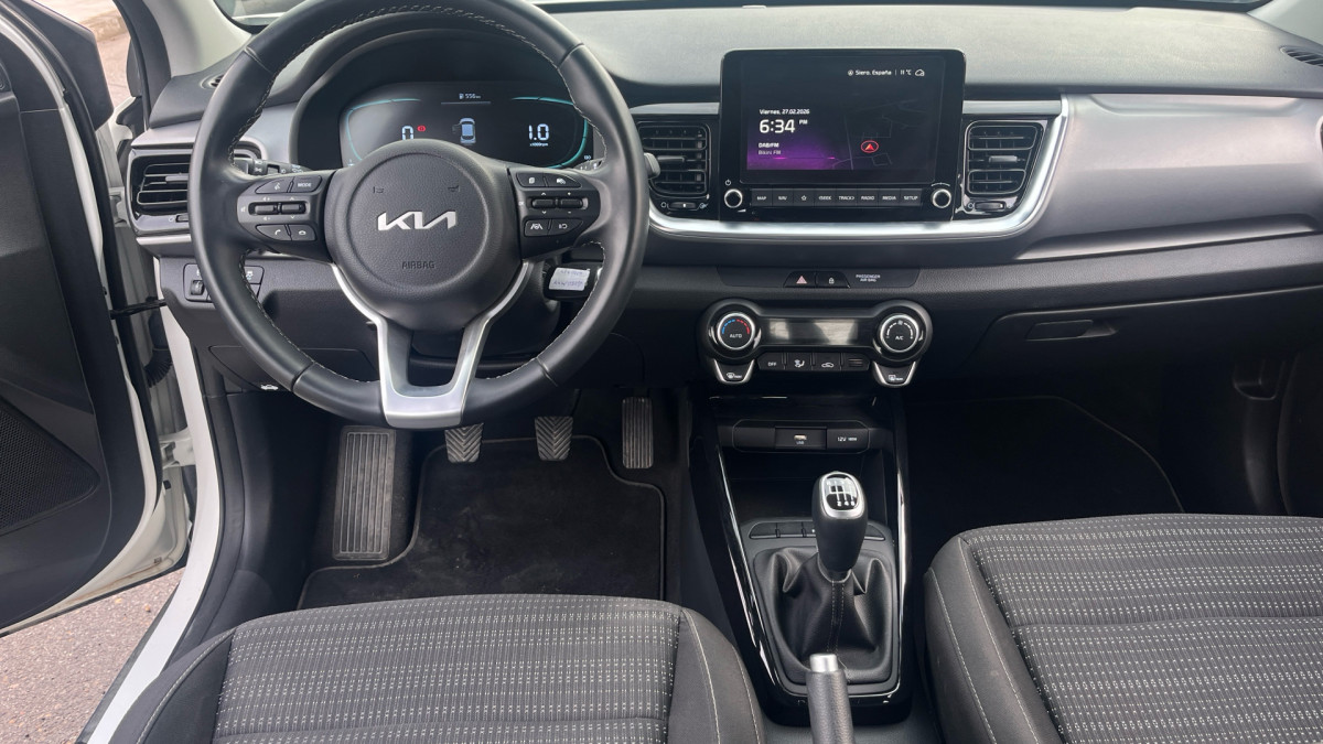 KIA STONIC