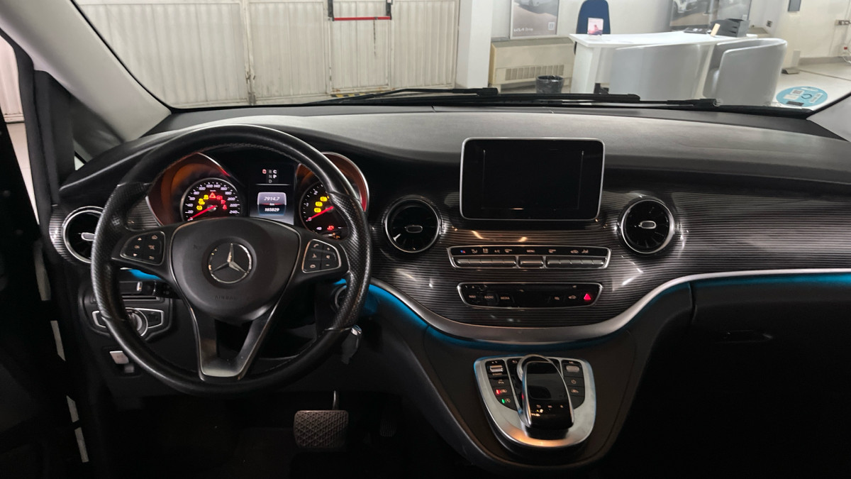 MERCEDES V-CLASS