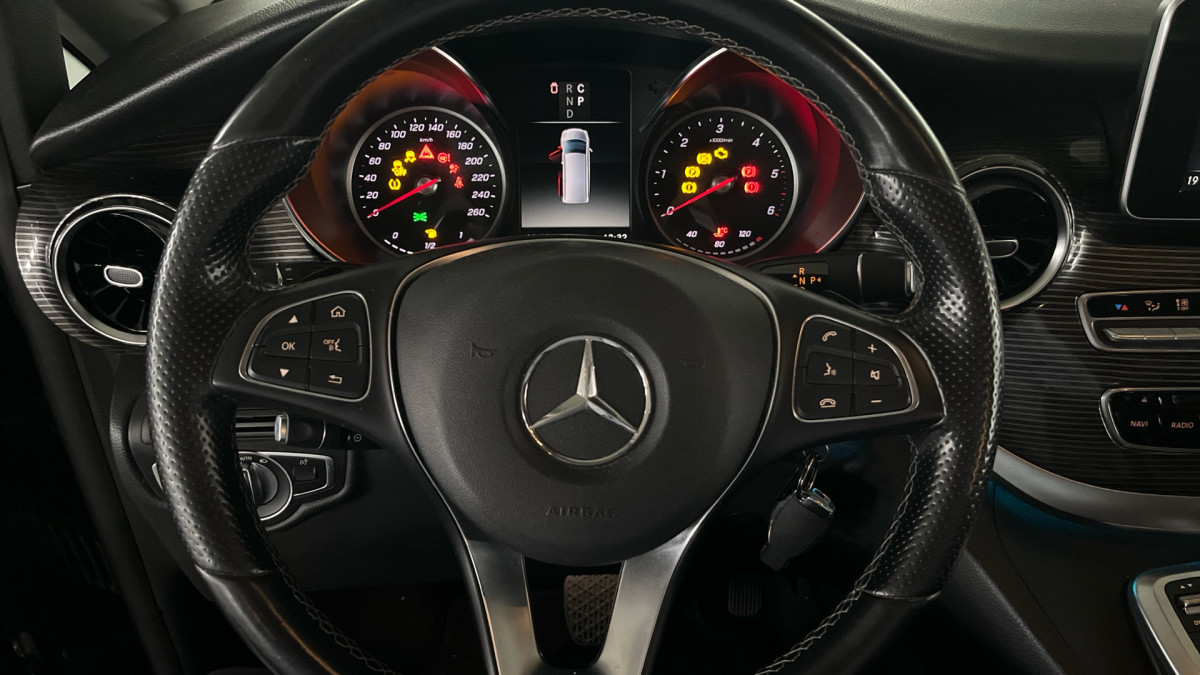 MERCEDES V-CLASS