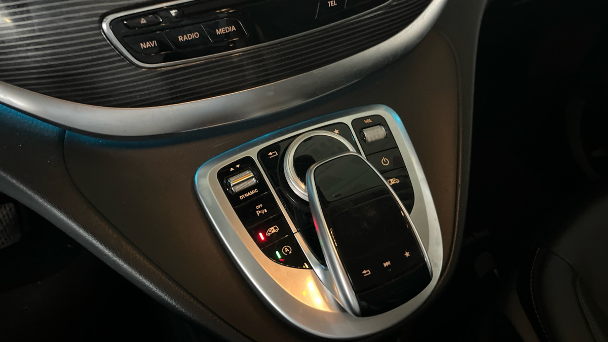 MERCEDES V-CLASS