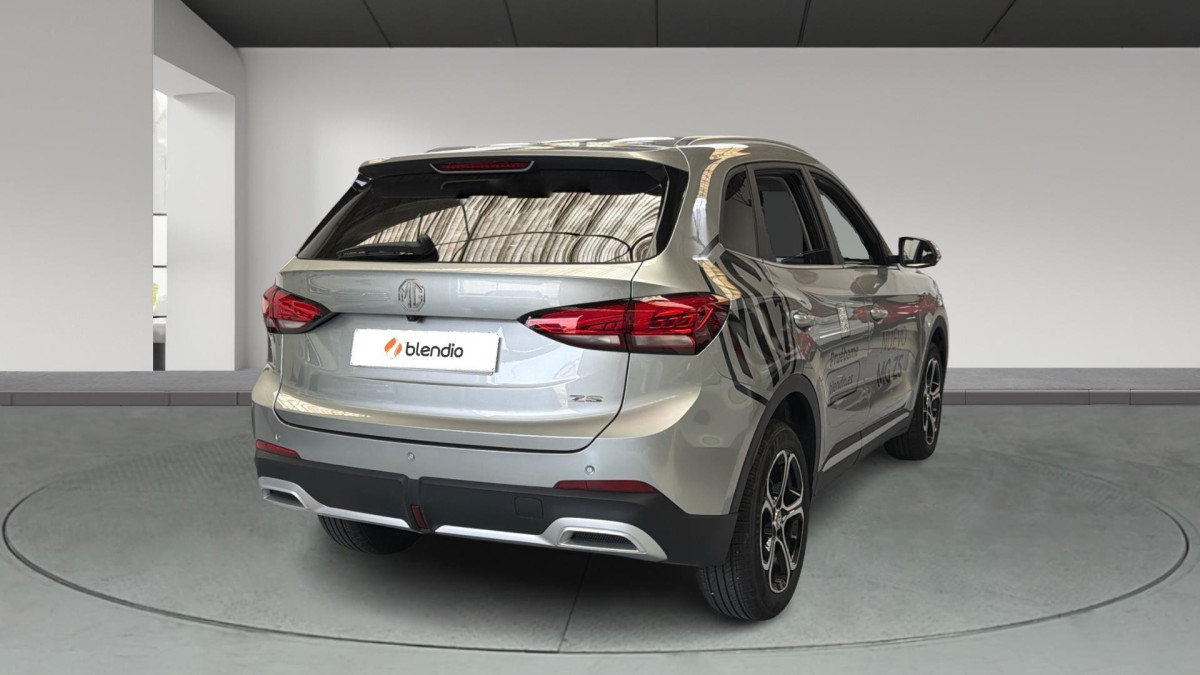 MG ZS