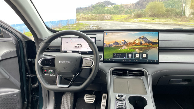 EBRO S800 PHEV