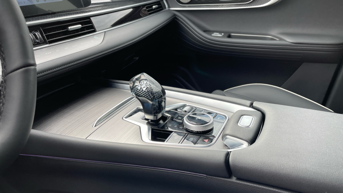 EBRO S700 PHEV