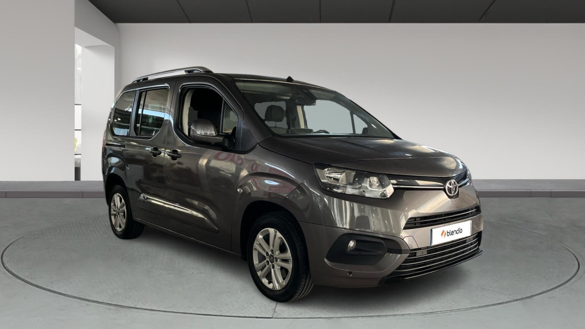 TOYOTA PROACE CITY VERSO