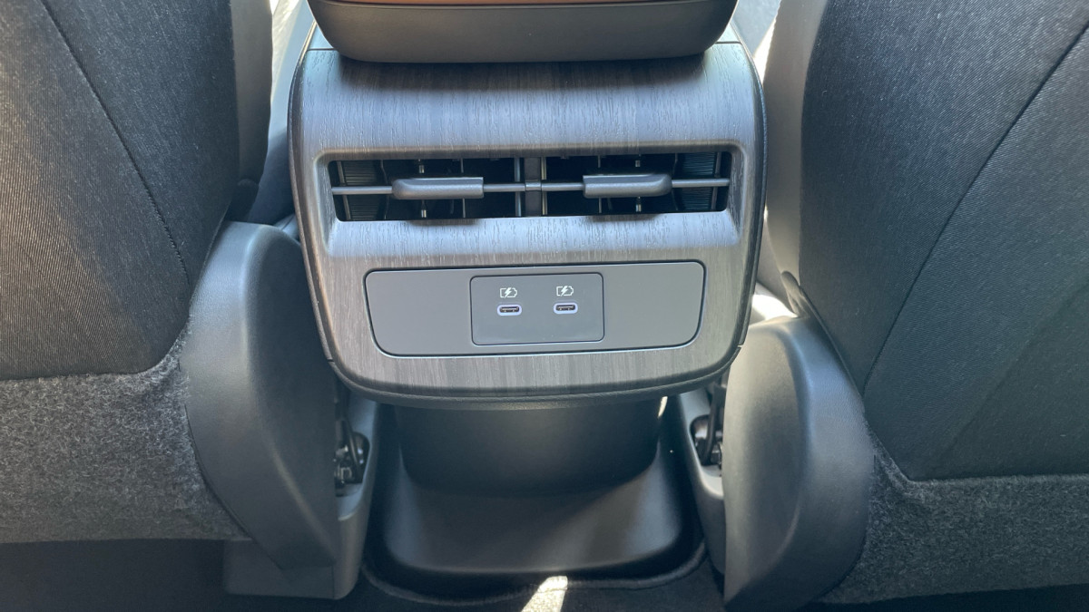 NISSAN ARIYA