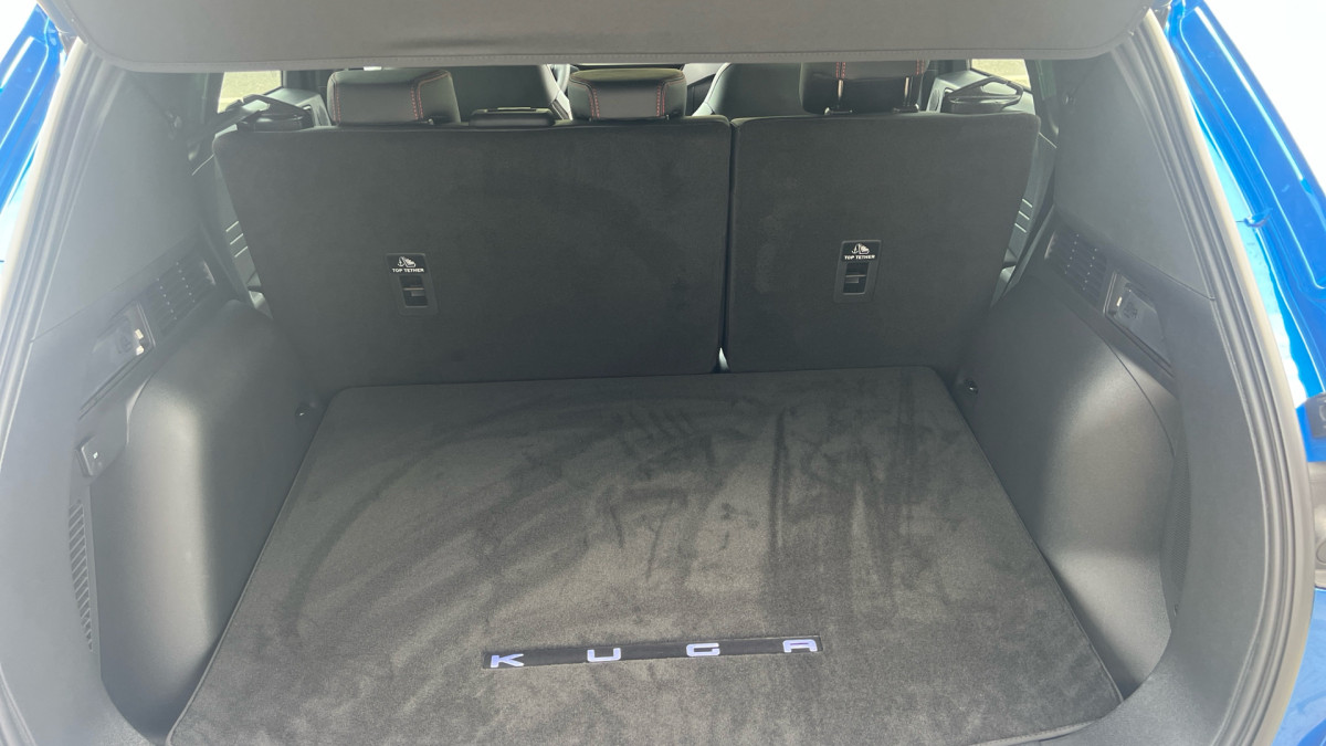FORD KUGA