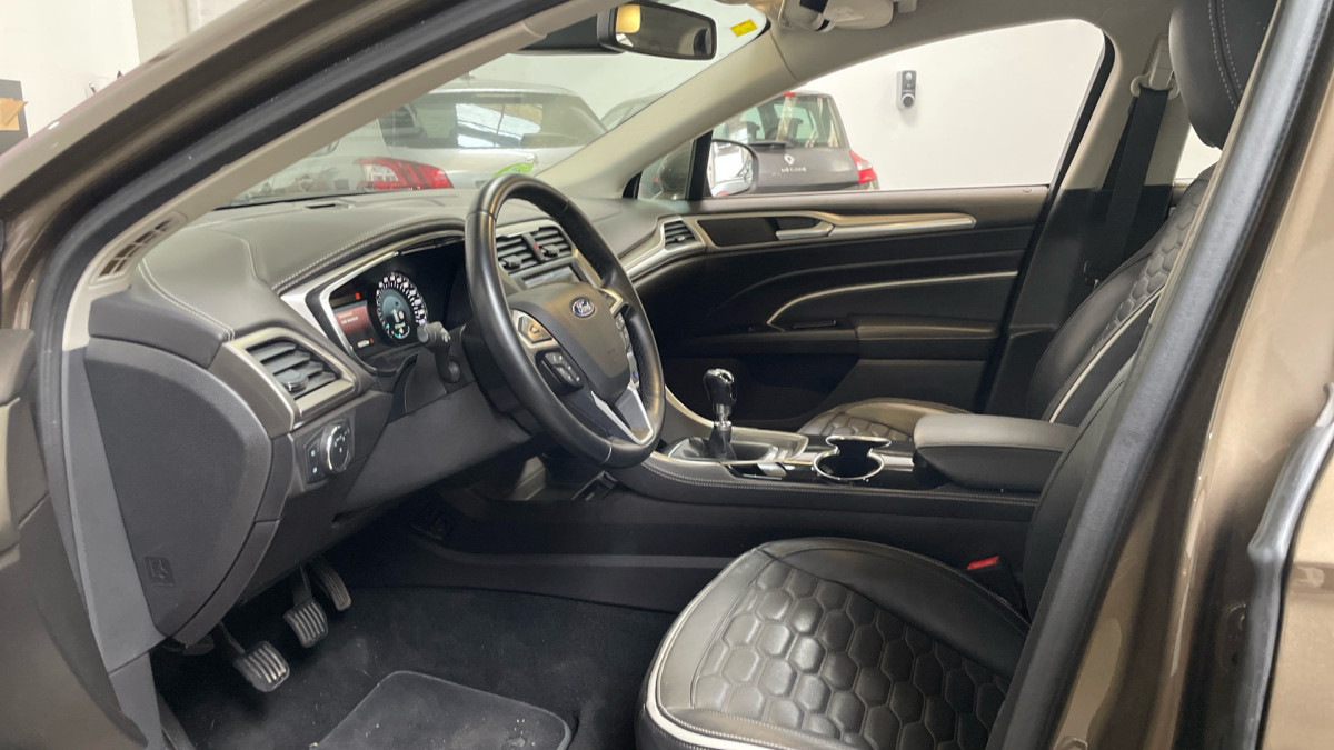 FORD MONDEO