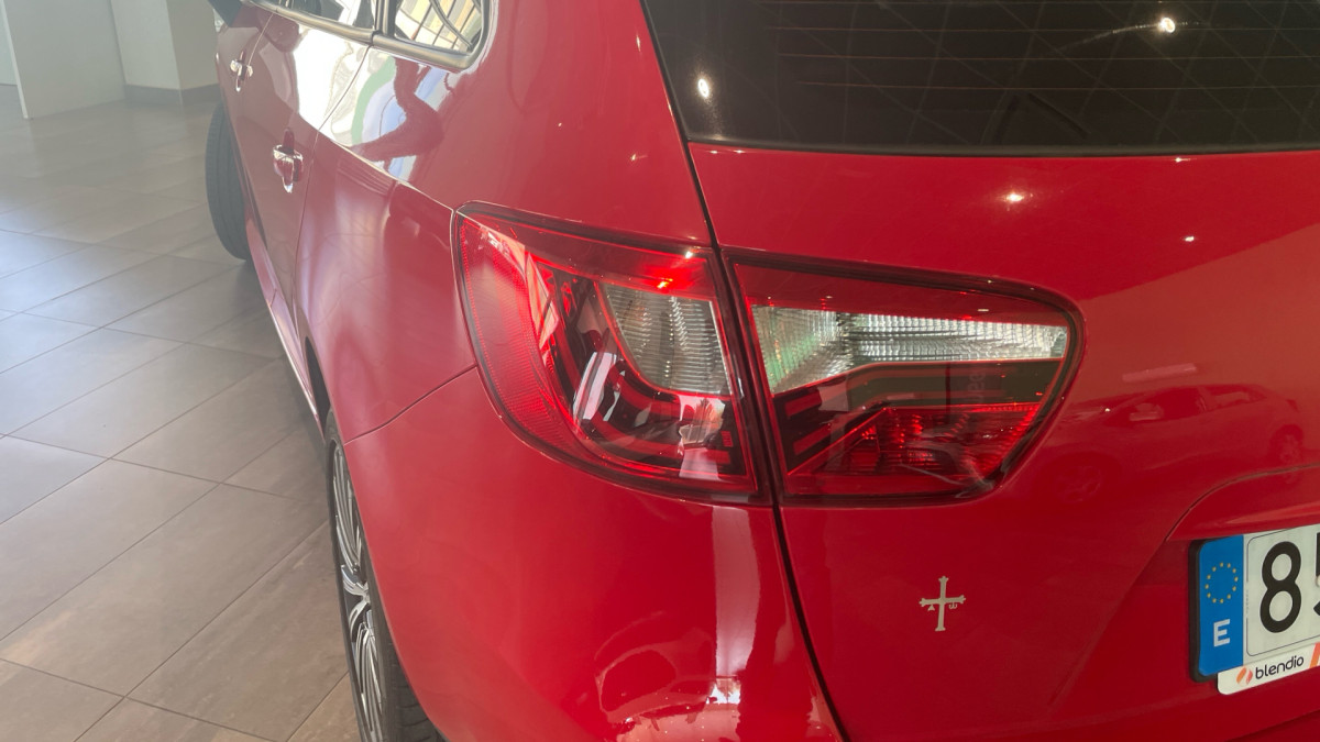 SEAT IBIZA