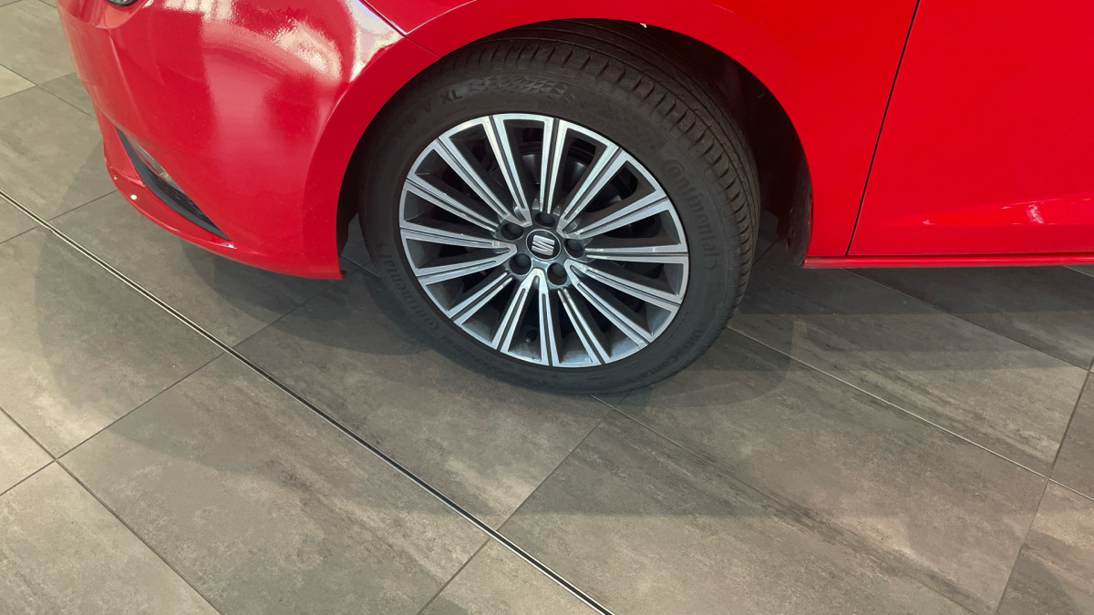 SEAT IBIZA