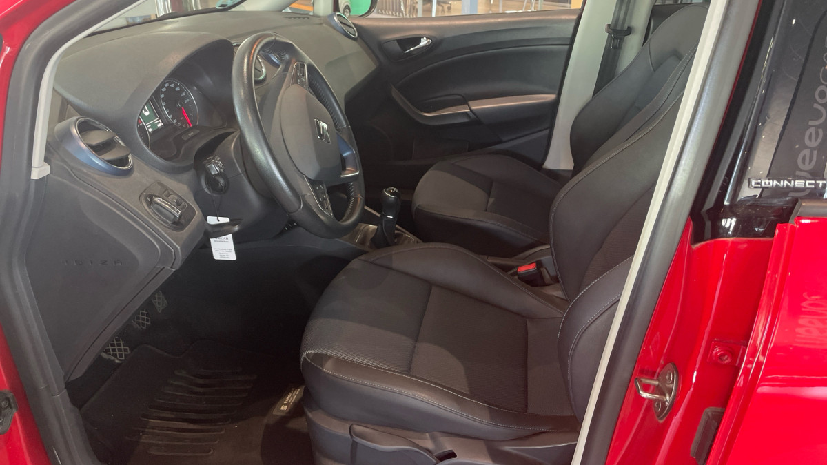 SEAT IBIZA