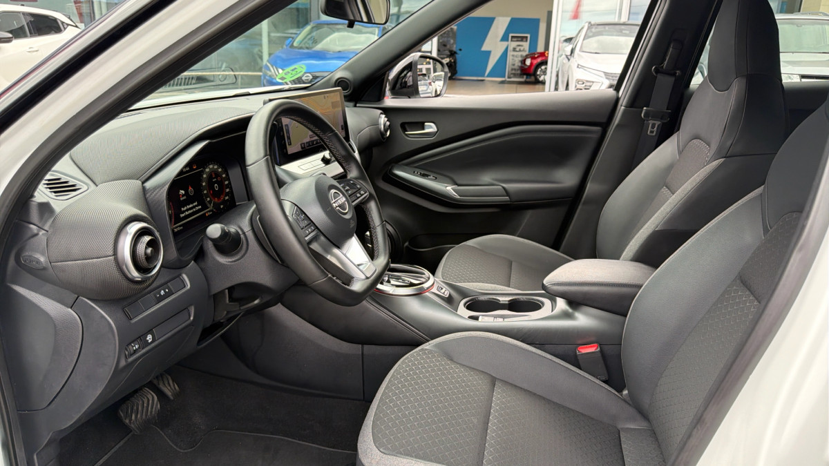 NISSAN JUKE