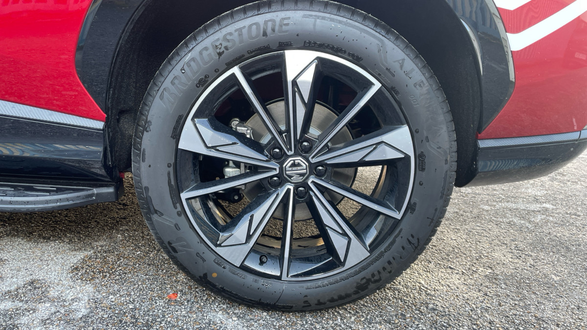 MG HS PHEV