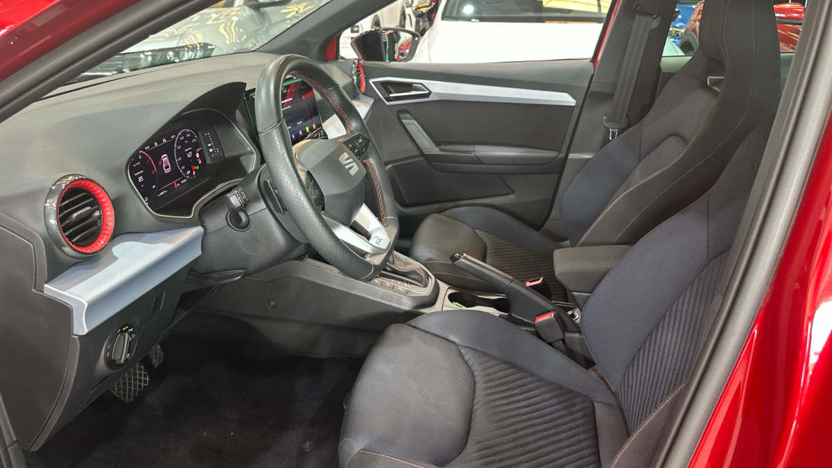 SEAT IBIZA