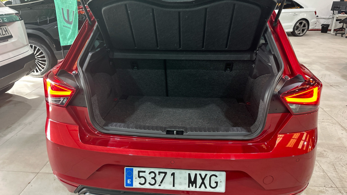 SEAT IBIZA