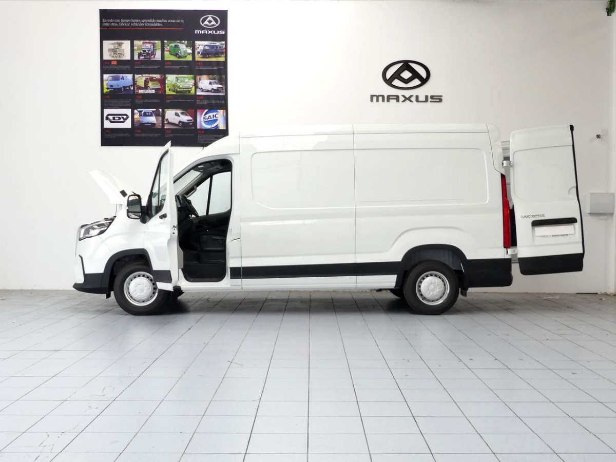 MAXUS Deliver 9