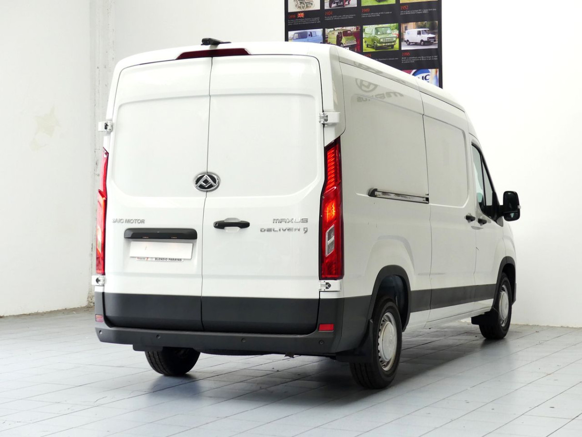 MAXUS Deliver 9